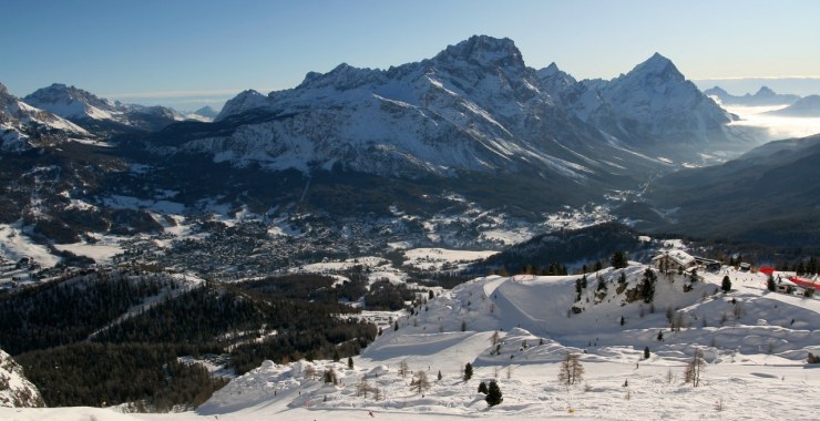 Cortina vista dalla skiarea delle Tofane