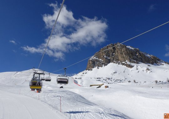 Sciare tra la Val di Fassa e l'Agordino