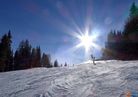 Pista rossa di 7 km che scende dal Plan de Corones fino a Perca