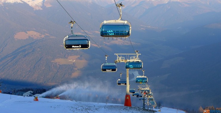 Seggiovia esaposto Plateau