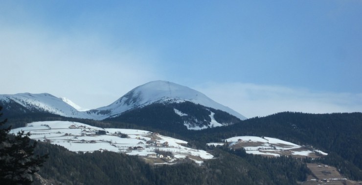 Visibile dall'autostrada