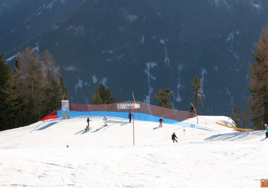 Panorama, curvoni, divertenti muretti e bella neve in Val di Fassa