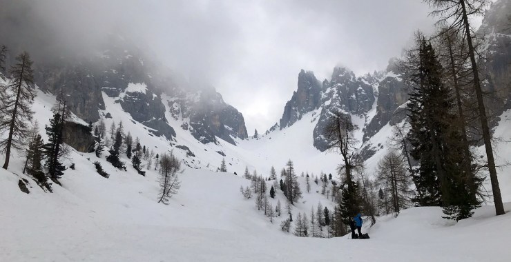 Vallone che porta a Forcella della Neve