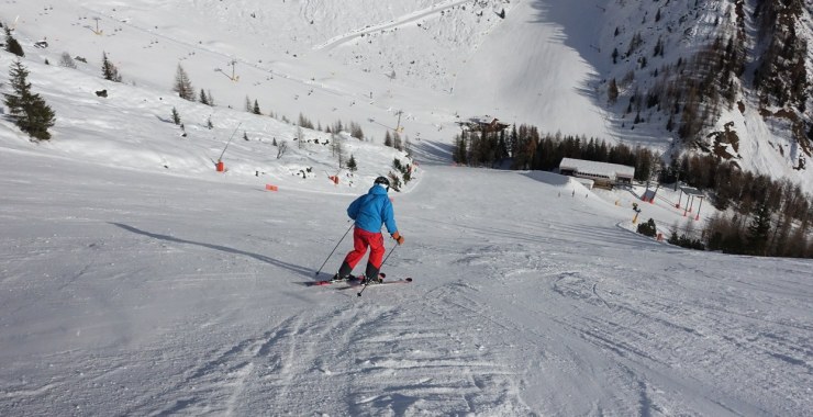 Sciatore sul muro centrale