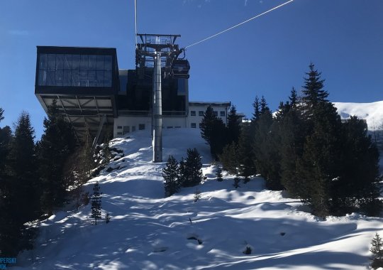 Cabinovia Alba di Canazei - Ciampac potente impianto Doppelmayr con cabine da 10 posti a sedere