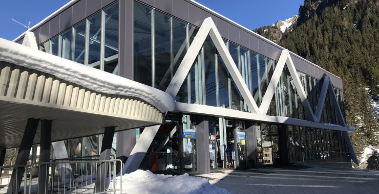 Architettura stazione Alba di Canazei