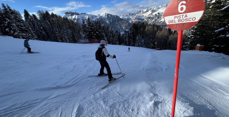 Sciatori in Val di Fassa