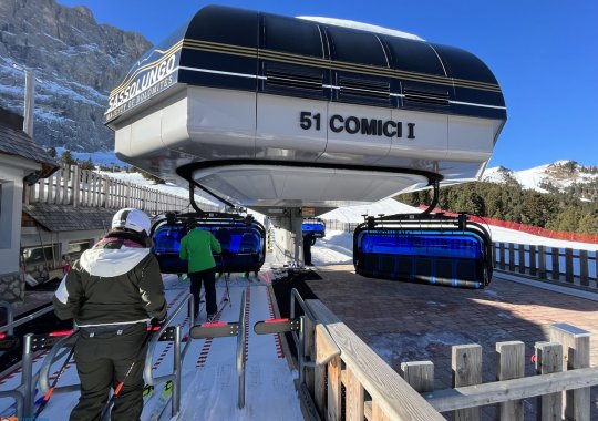 Seggiovia Comici 1, 6 posti Leitner comoda e veloce della skiarea di Plan de Gralba