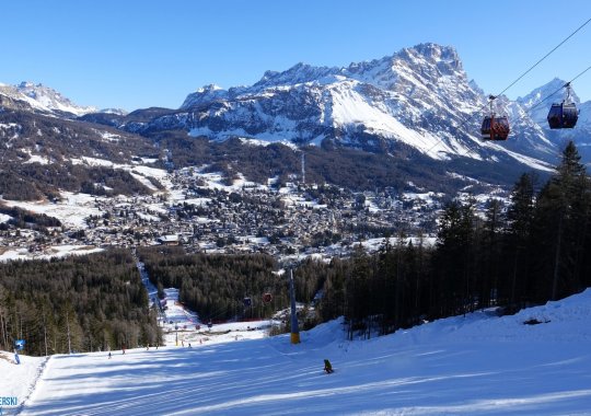 Pista nera visibile da Cortina d'Ampezzo adatta a gare internazionali