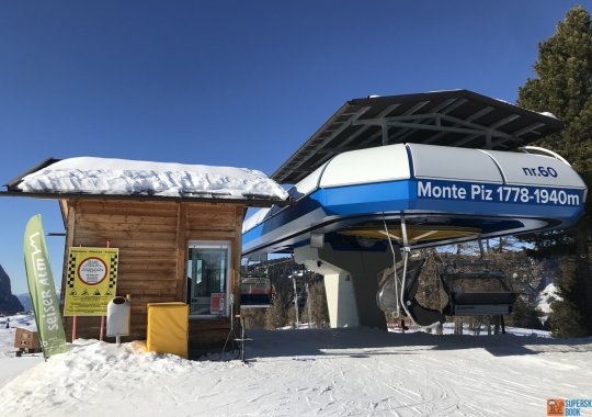 Comoda seggiovia per le bellissime piste del Monte Piz