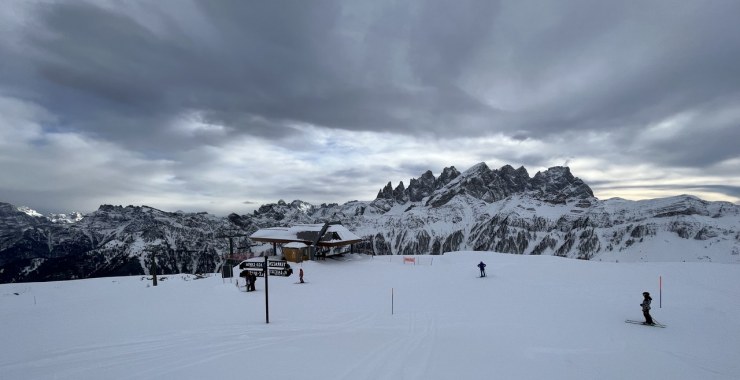 Stazione di monte 2210 m slm