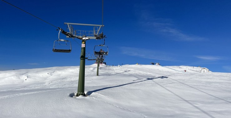 Parte alta linea seggiovia Le Buse - Laresei