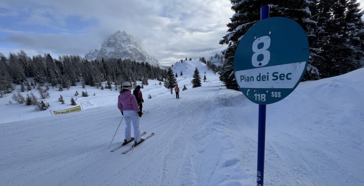 Segnalino pista Pian dei Sec