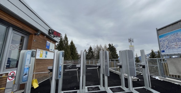 Tornelli cabinovia Alpen Connecting