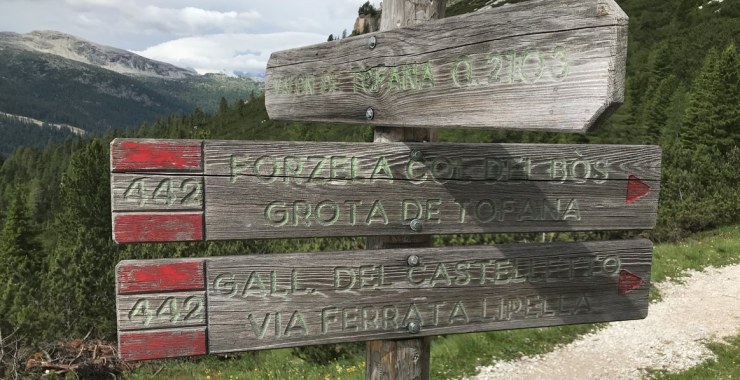 Segnavia sentieri Lipella