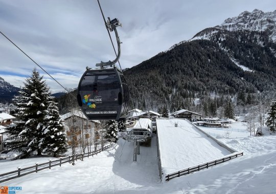 Impianto principale di Falcade che porta nel cuore della skiarea