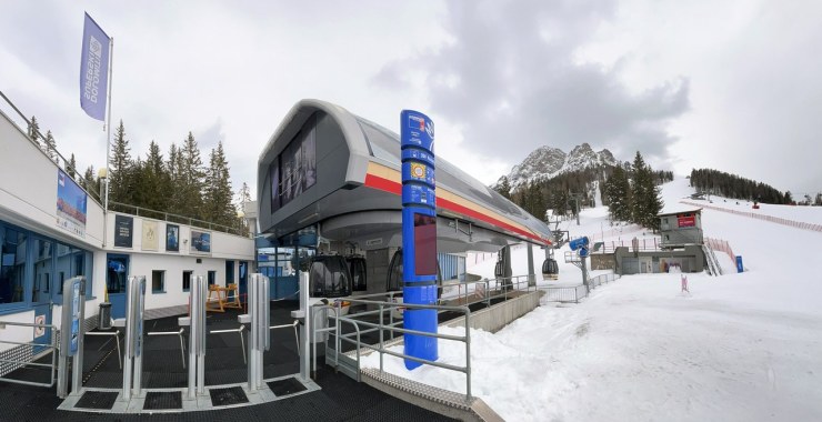 Imbarco cabinovia Pre da Peres