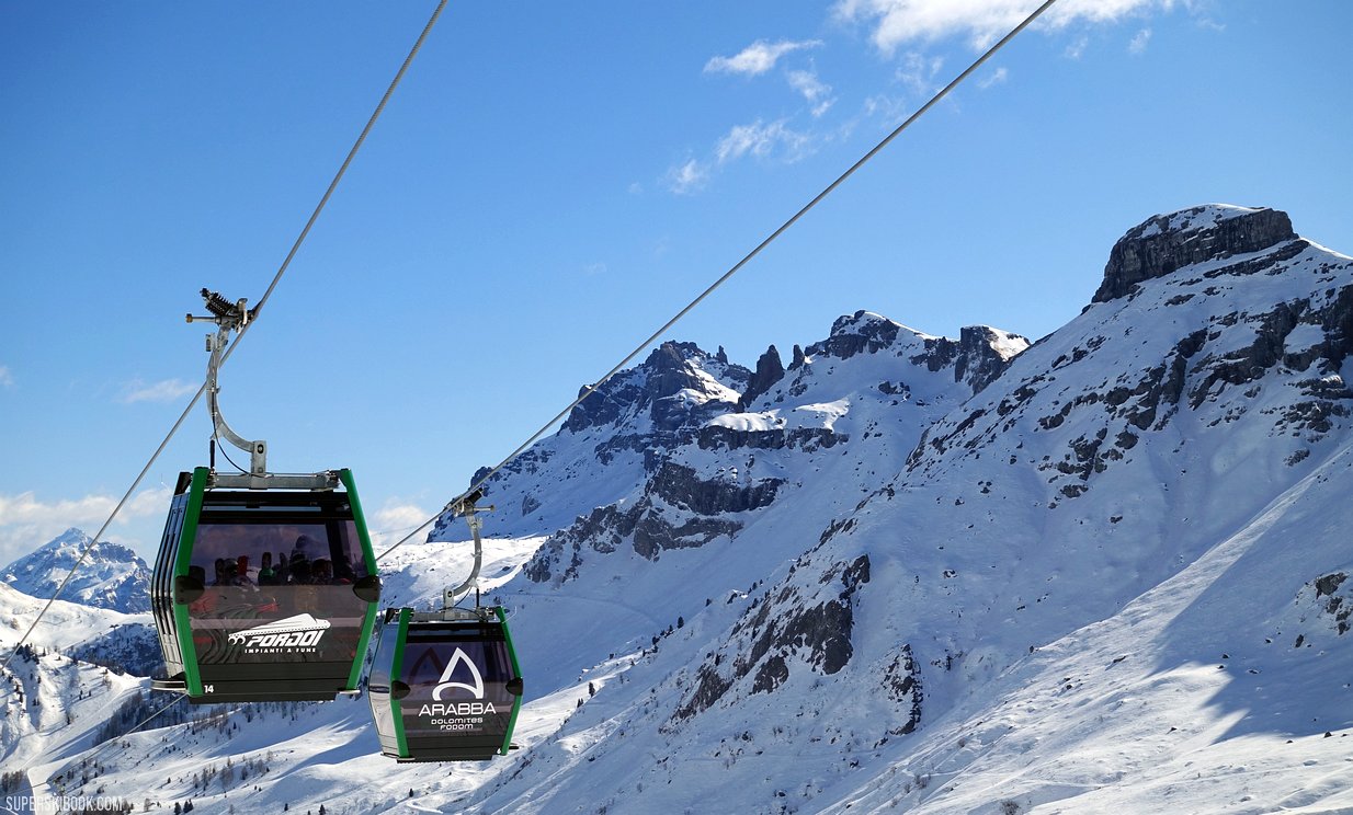 Cabinovia Fodom Viaggiare Comodamente Dal Pont De Vauz Al Passo Pordoi