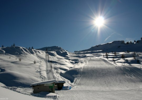 Sciare nel paradiso del relax: pista blu Col Gallina a Passo Falzarego - Cortina d'Ampezzo