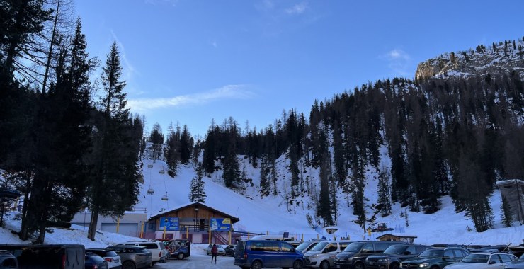 Parcheggio Bai de Dones